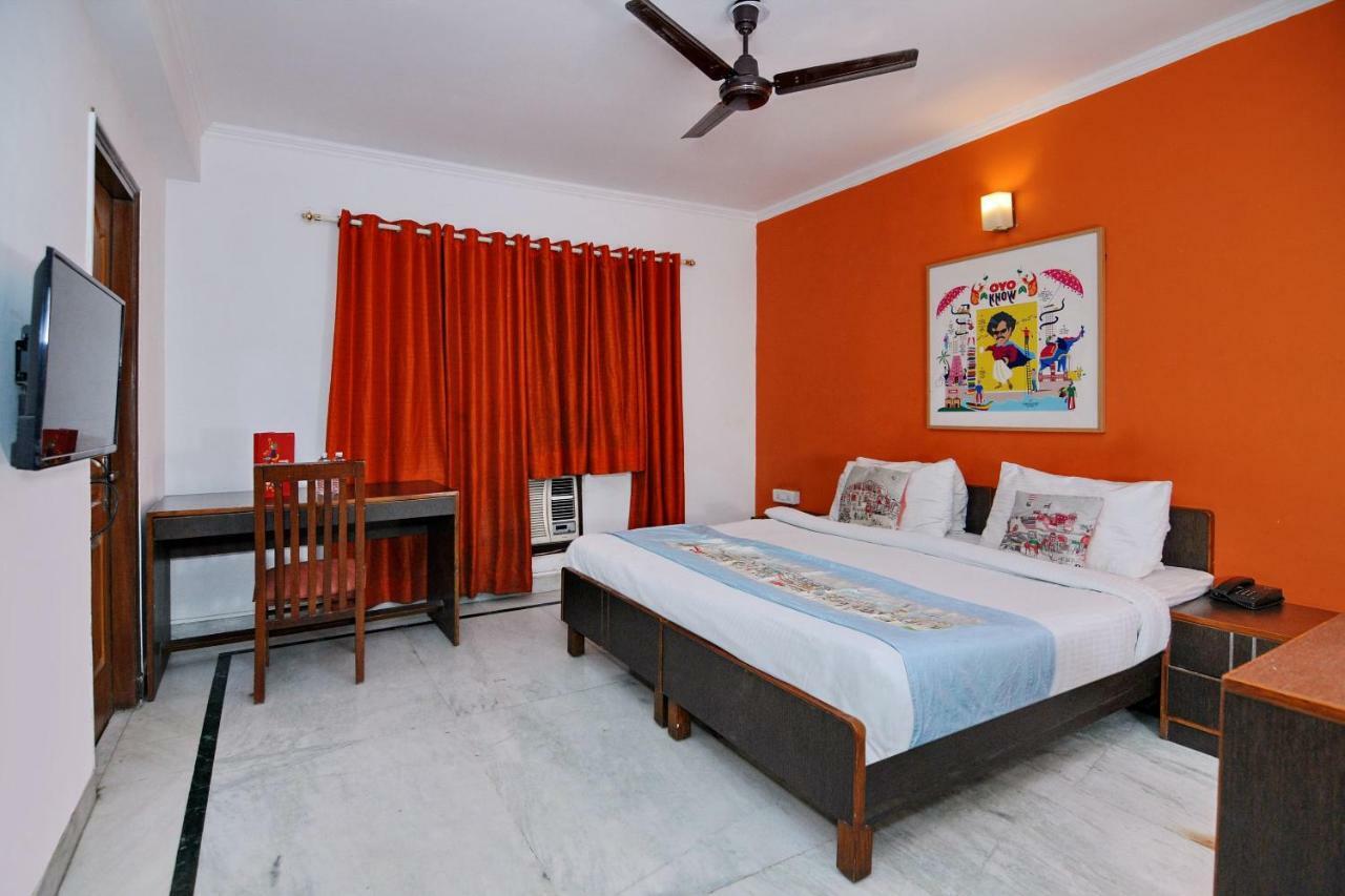 Oyo Flagship 592 Hauz Khas Village Neu-Delhi Exterior foto